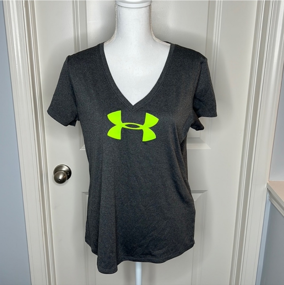 Under Armour Women's Tshirt Size L